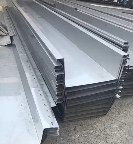 Main Gutter
